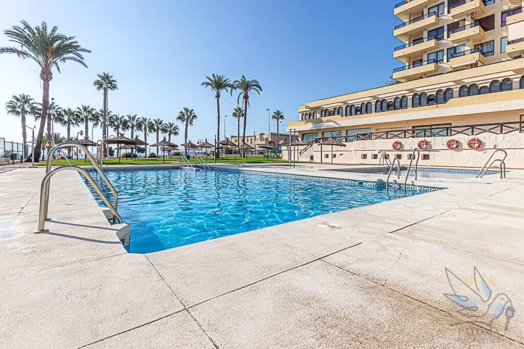 Aloha Playa With Sea Views In Front Of The Apartamento